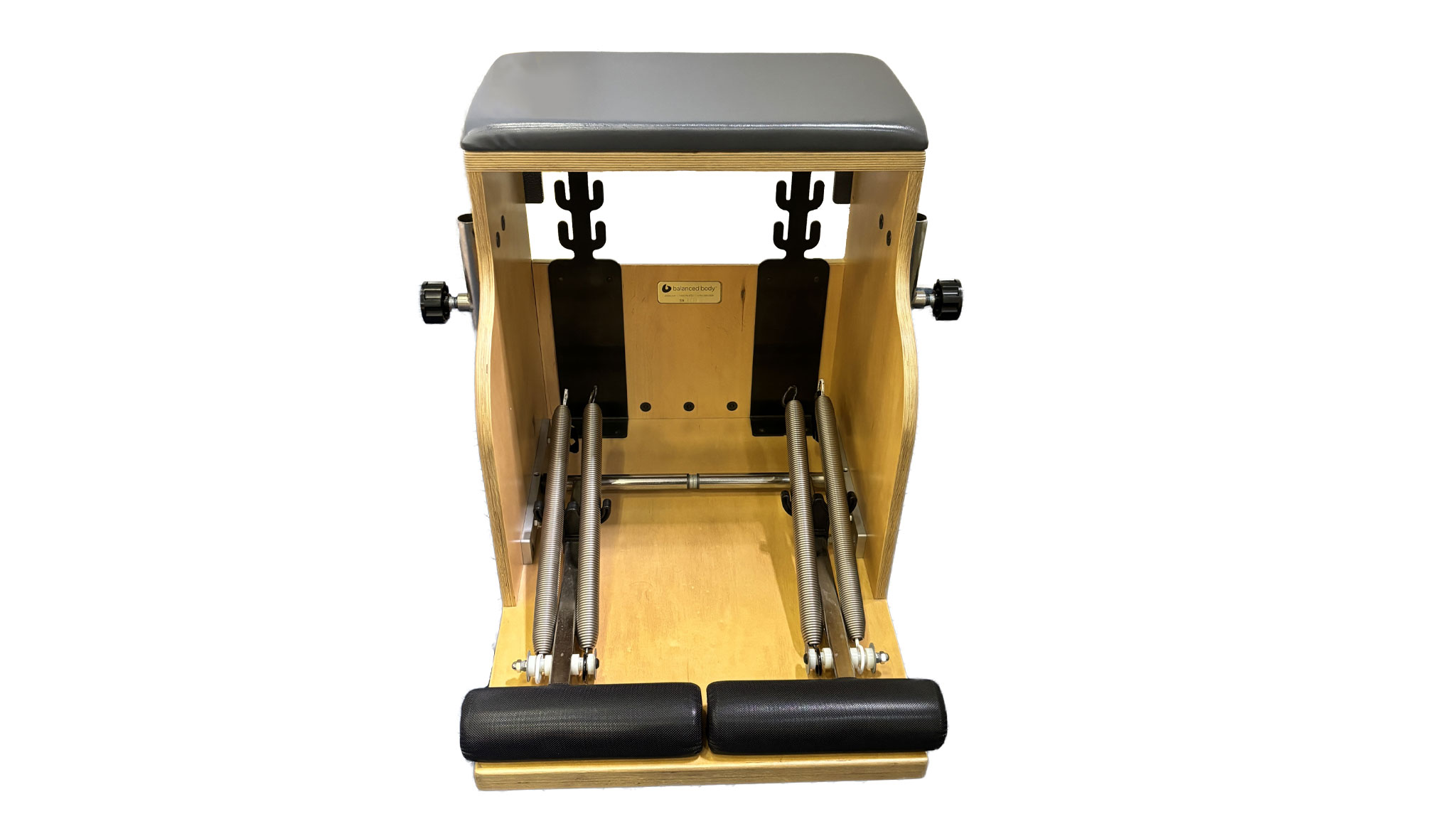 中古ピラティスマシン販売 JUNO PILATES | 中古ピラティスマシンを安心して購入したい方へ！JUNO PILATESではピラティスマシン メーカーがメンテナンスした中古マシンを配送から設置まで。皆様の元へお届けしています。