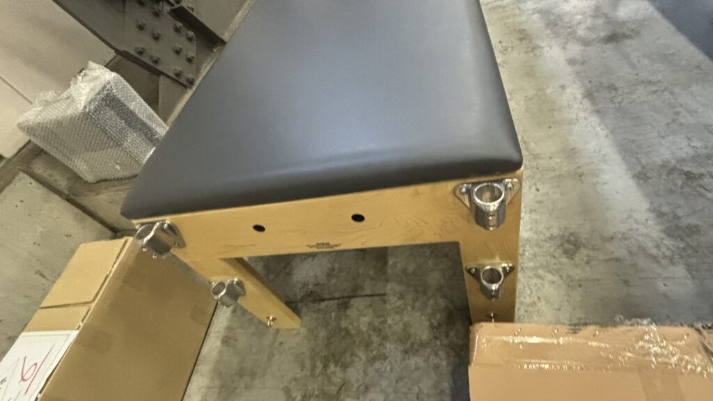 キャデラック：Trapeze Table(cadillac)